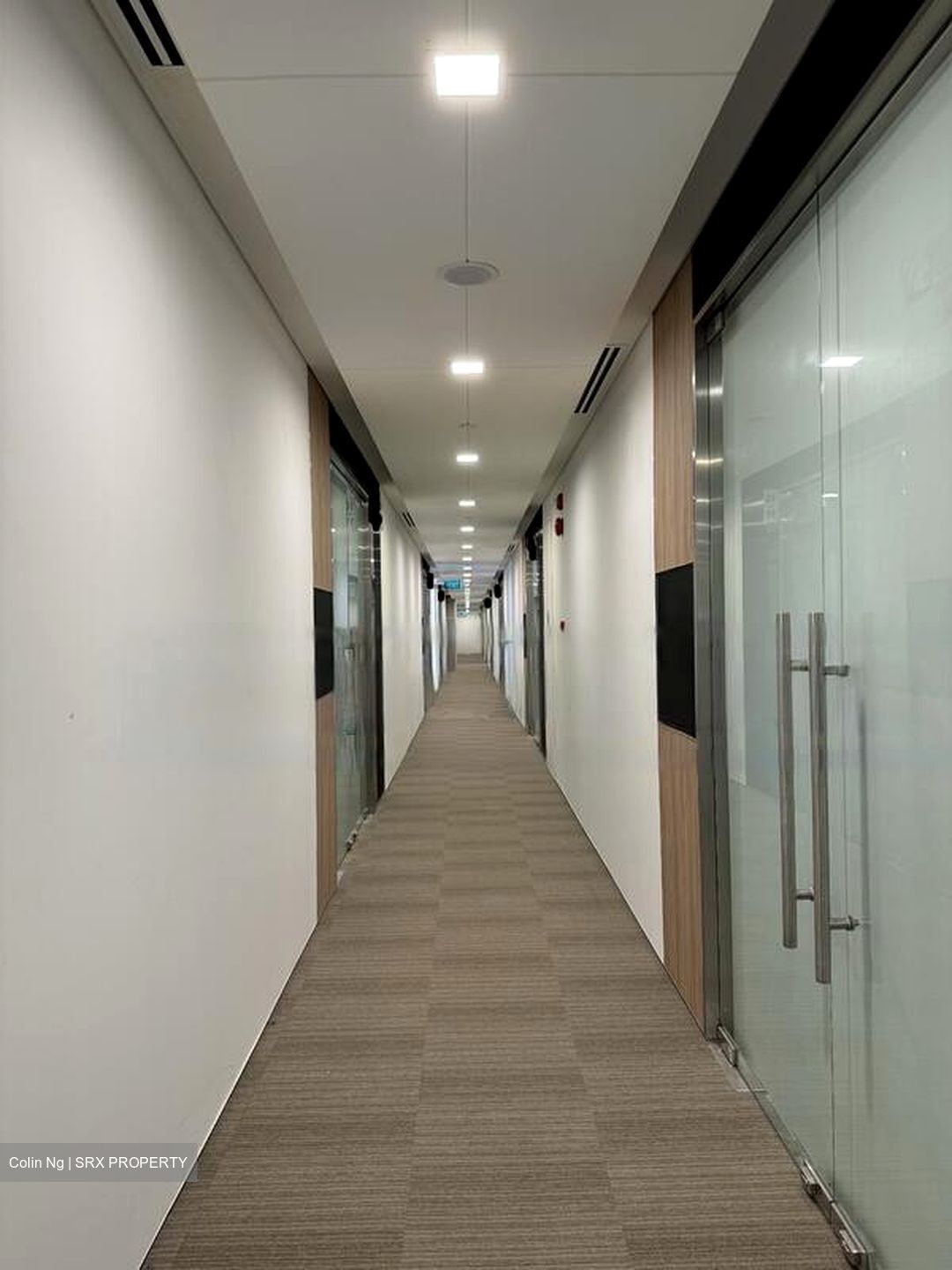 111 Somerset (D9), Office #498371391